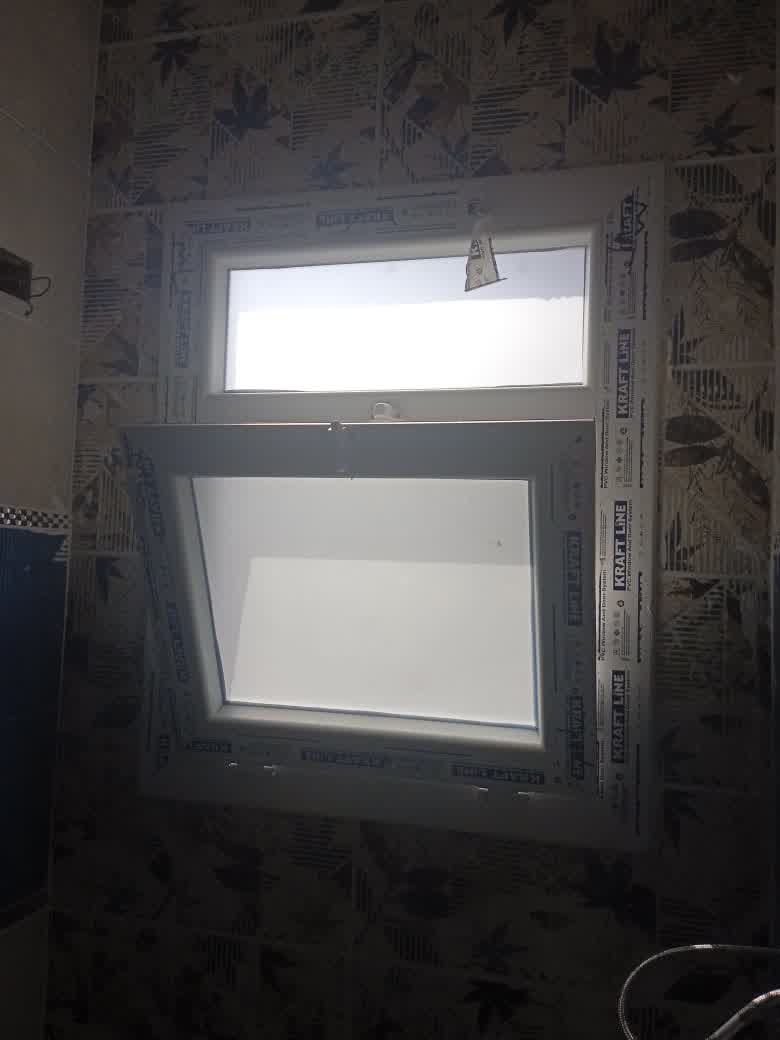 شباك قلاب قطاع كرافت لاين يو بي في سي