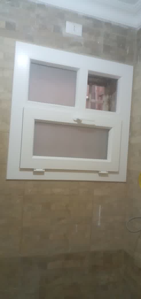 شباك يو بي في سي يفتح قلاب