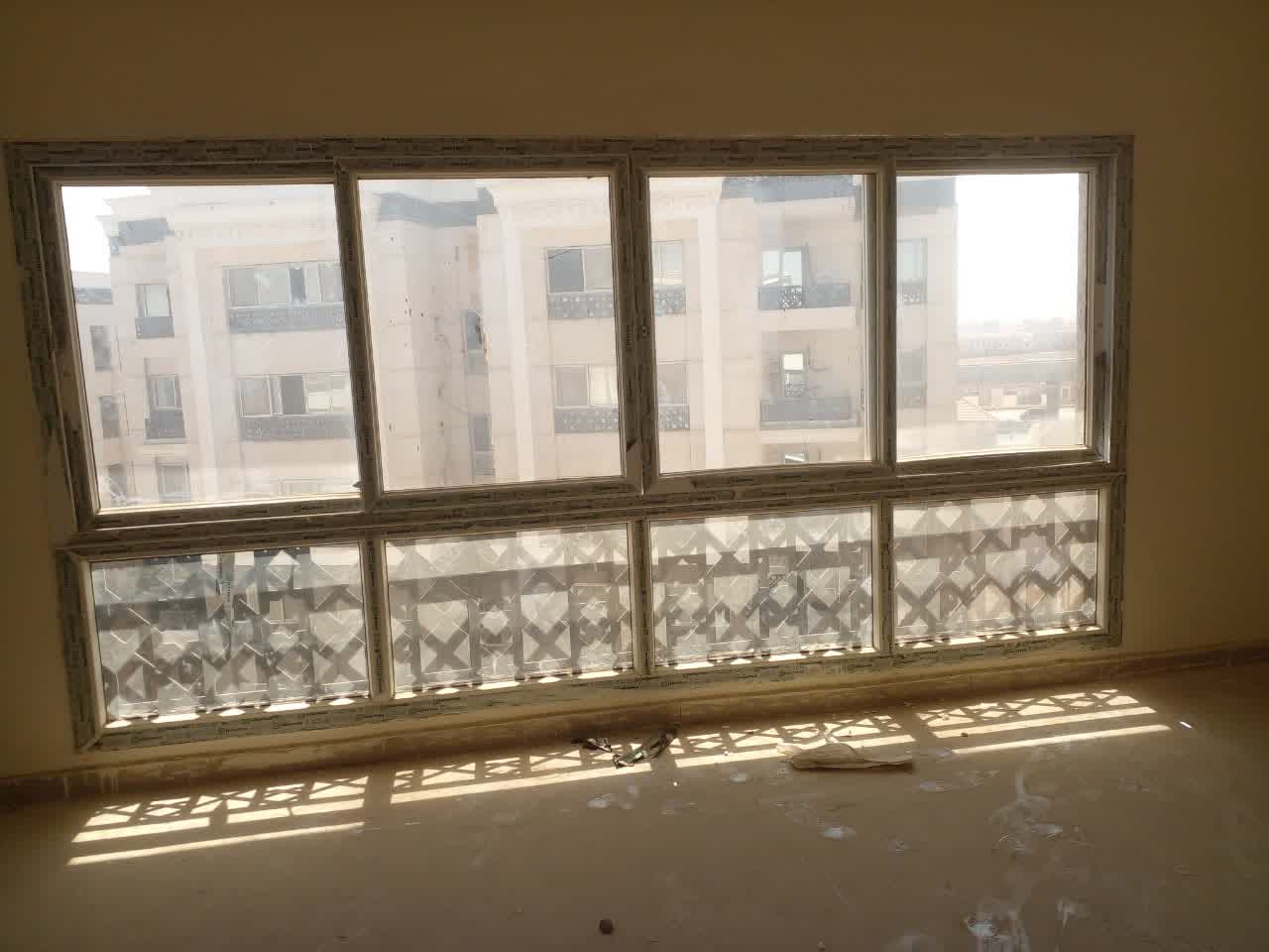 شباك يو بي في سي كبير