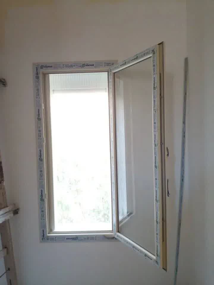 شباك مفصلي درفة واحدة قطاع إيمابن يو بي في سي